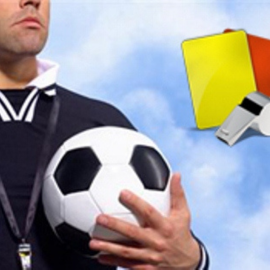 لوازم مورد نیاز داوری فوتبال از صفر تا صد