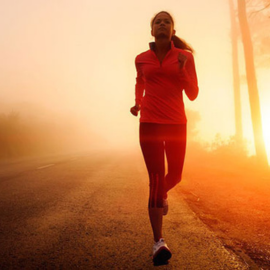 لباس و شلوار ورزشی مناسب دویدن برای خانم ها چیست؟
