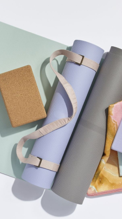 مت یوگا و ملزومات