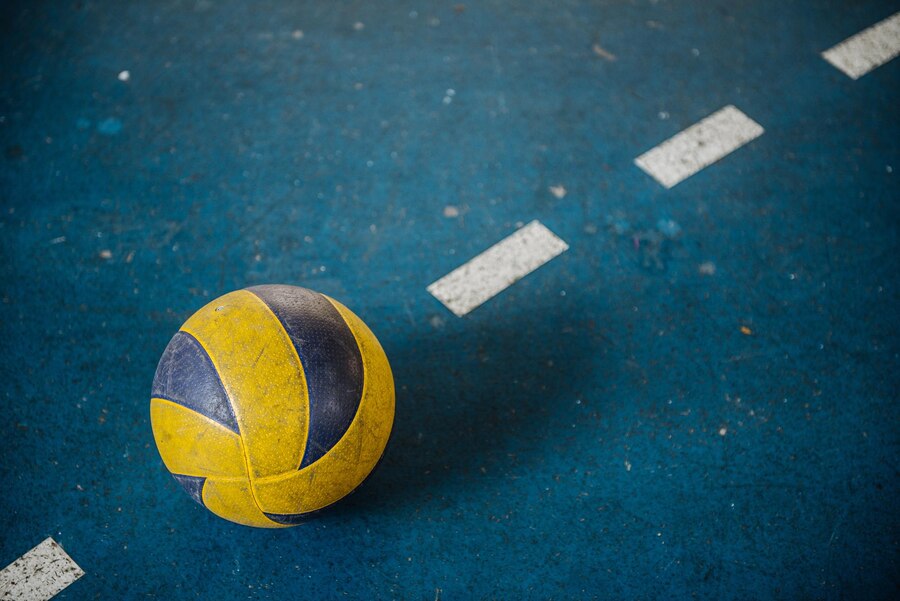 انواع توپ والیبال